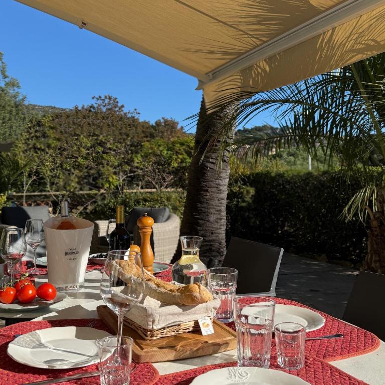 Authentique Villa le Cactus entièrement rénovée climatisée proche des plages du centre du Lavandou et du supermarché - Villa Standard - 7