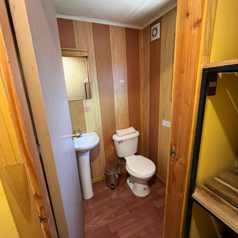 Umantü Hostel - Family Room with Private Bathroom - 5