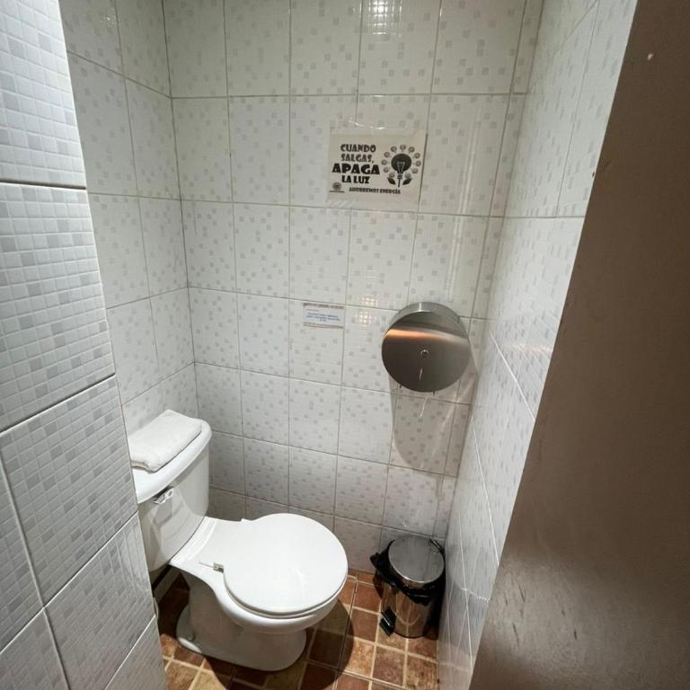 Umantü Hostel - Family Room with exclusive In front bathroom (not into the room) - 3