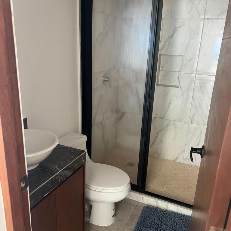 Apartamentos Marea CLOSE TO THE AIRPORT - Double Room with Private Bathroom - 10
