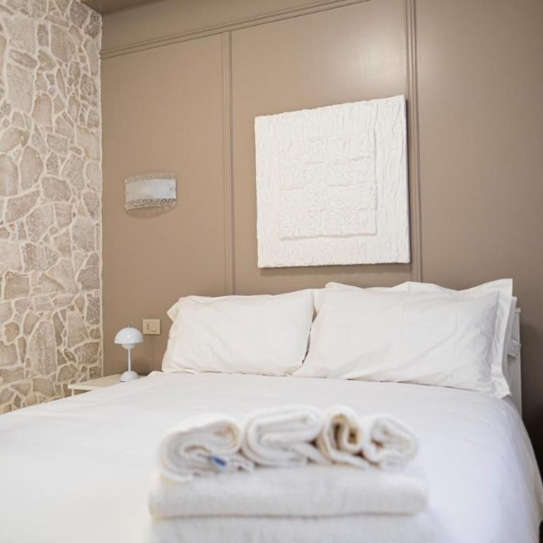 Stone House - Quadruple Room with Private Bathroom - 4