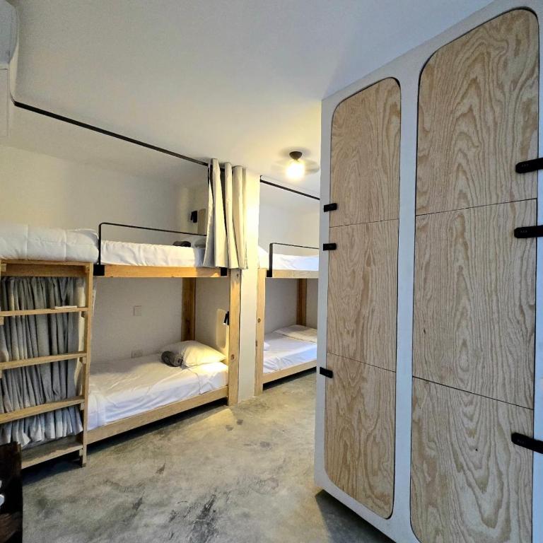 HOM Hostel Boutique - Bed in 6-Bed Mixed Dormitory Room - 1