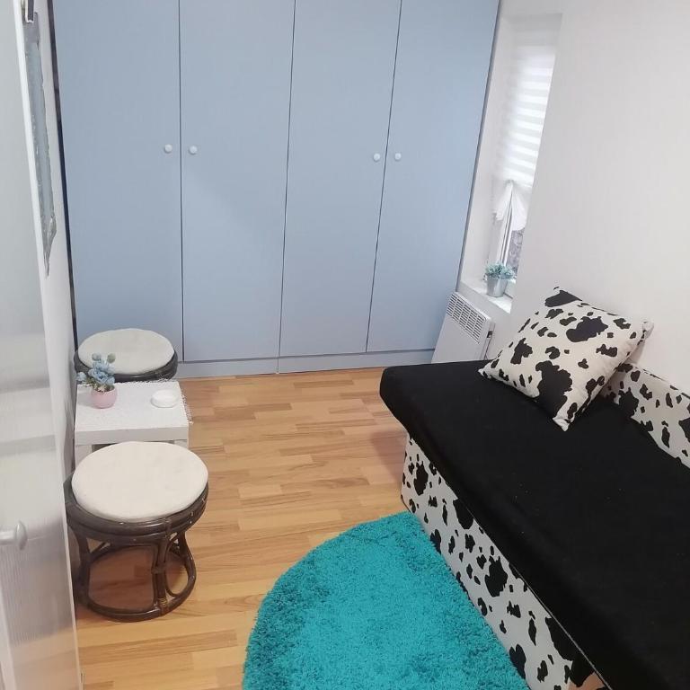Small low cost Dorcol - One-Bedroom Apartment - 10