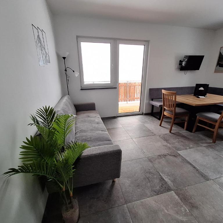 Almhaus Hochenwarter - Apartment mit 2 Schlafzimmern - 8