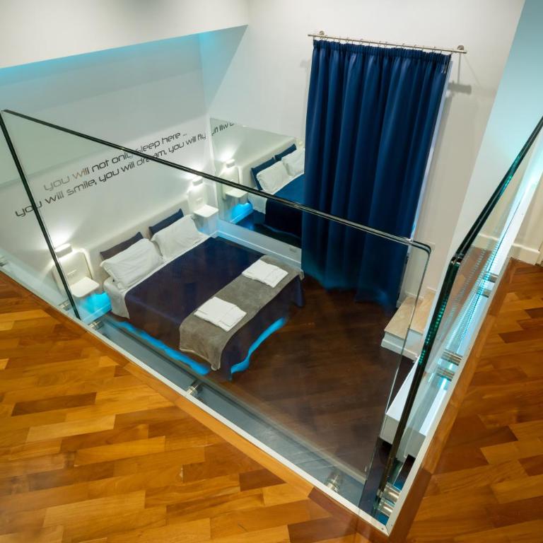 Skyhouse Duomo - Queen Room - 7
