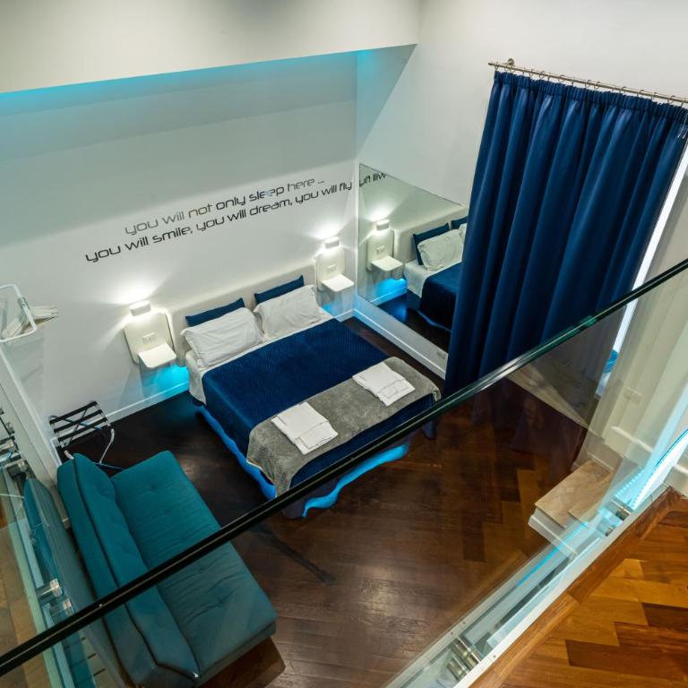 Skyhouse Duomo - Queen Room - 8