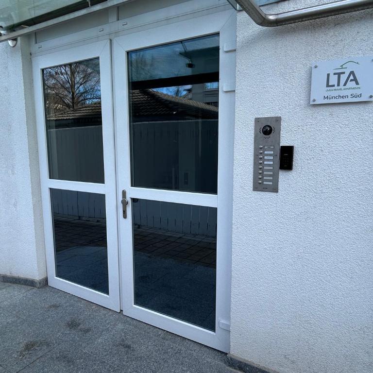 LTA Apartment München Süd No3 Friends & Family - Superior Apartment - 24