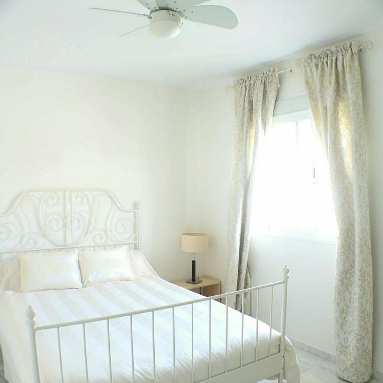Vive Sanlúcar con aparcamiento en la puerta - Casa de 4 dormitorios - 5
