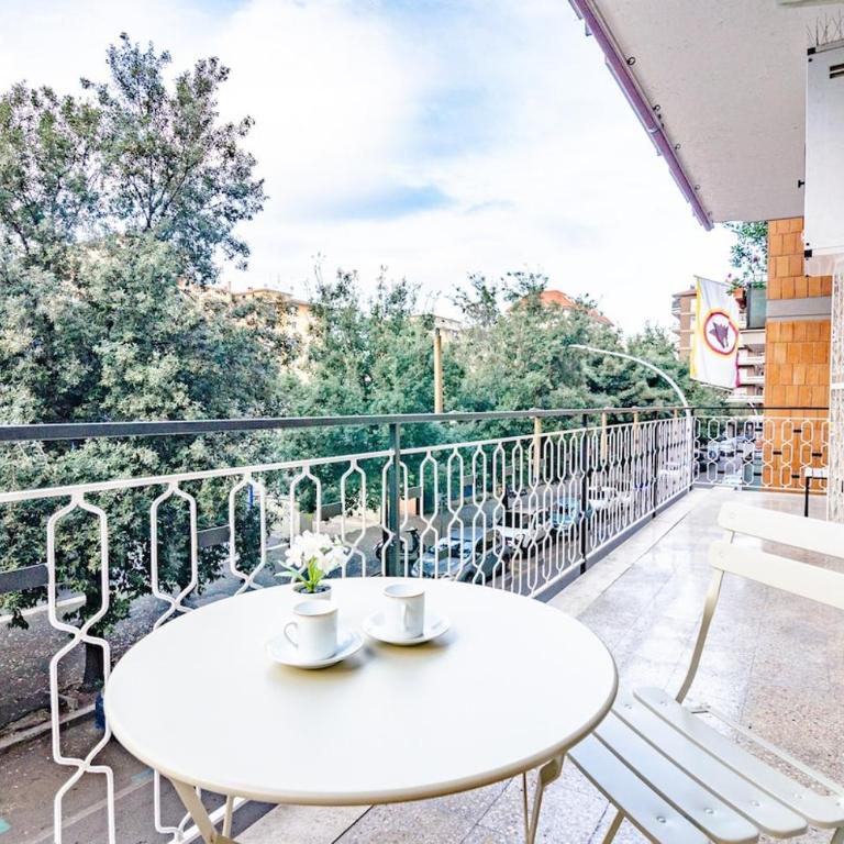 Elegant Retreat in Rome, Comfort & Style - Metro A - Appartamento con 3 Camere da Letto - 24