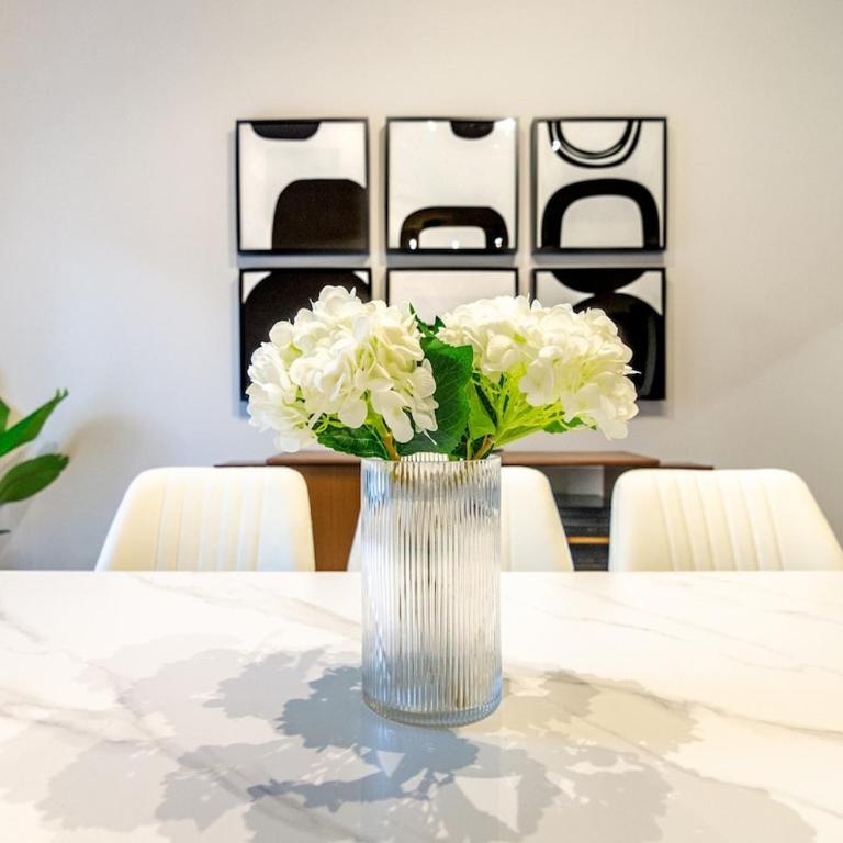 Elegant Retreat in Rome, Comfort & Style - Metro A - Appartamento con 3 Camere da Letto - 29