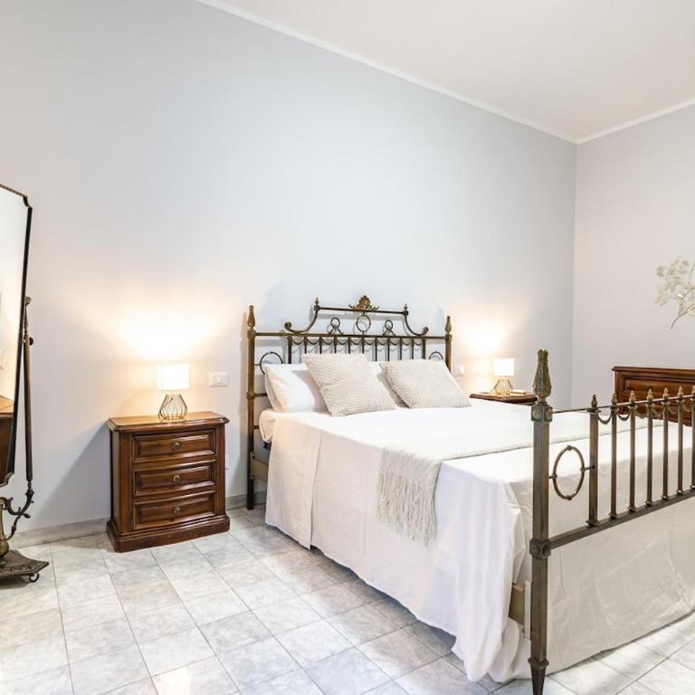 Elegant Retreat in Rome, Comfort & Style - Metro A - Appartamento con 3 Camere da Letto - 31