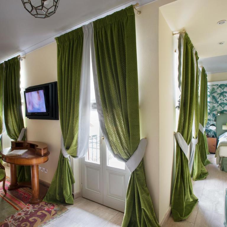 Augustus Hotel & Resort - Junior Suite - 4