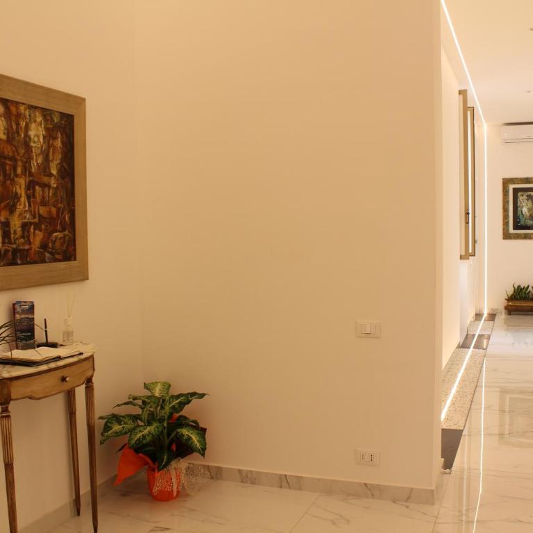 FALSTAFF Rooms & Suites - Deluxe Double Room - 4
