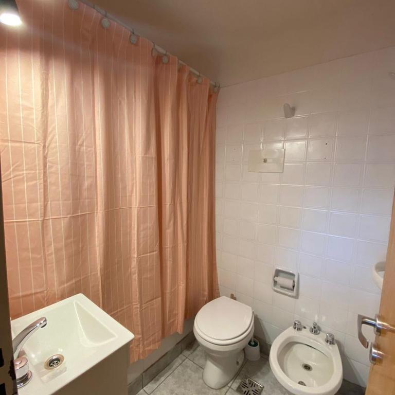 ALQUILER Mar del Plata Zona Guemes 3 ambientes - 2 dormitorios - Two-Bedroom Apartment - 7