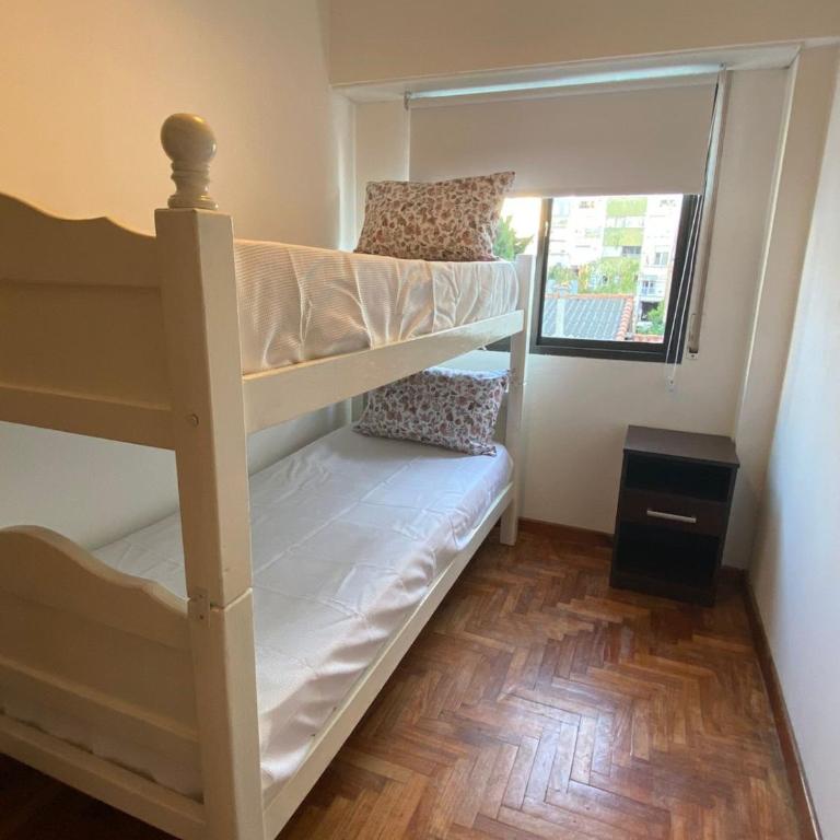 ALQUILER Mar del Plata Zona Guemes 3 ambientes - 2 dormitorios - Two-Bedroom Apartment - 8