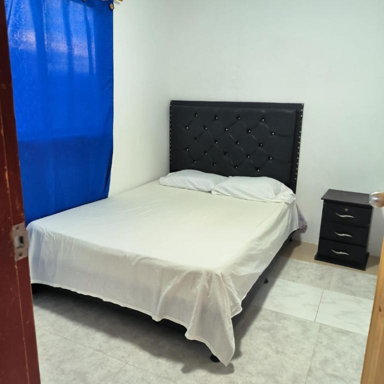 Hostal Oklahoma 48 - Habitación Doble Deluxe - 2