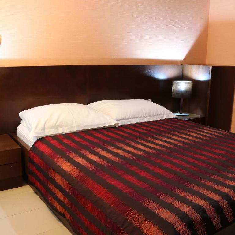 Vila Nikčević - Double Room with Pool View - 1