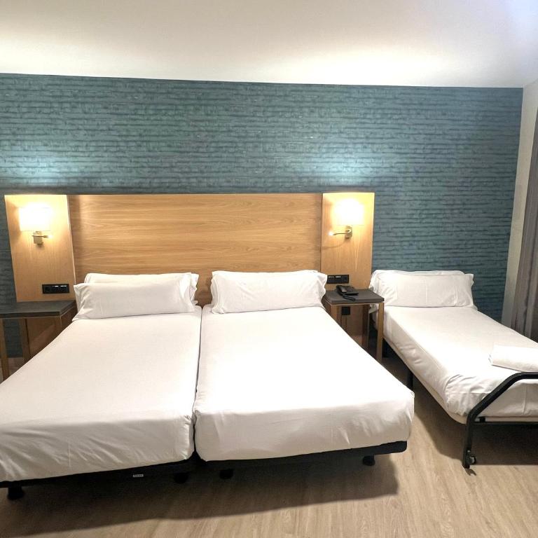 Hotel Zentral Ramiro I Oviedo - Habitación Doble con cama supletoria - 6