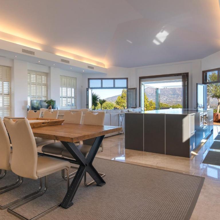 Villa Uno – Stunning 4 bedroom villa with pool - Villa - 14