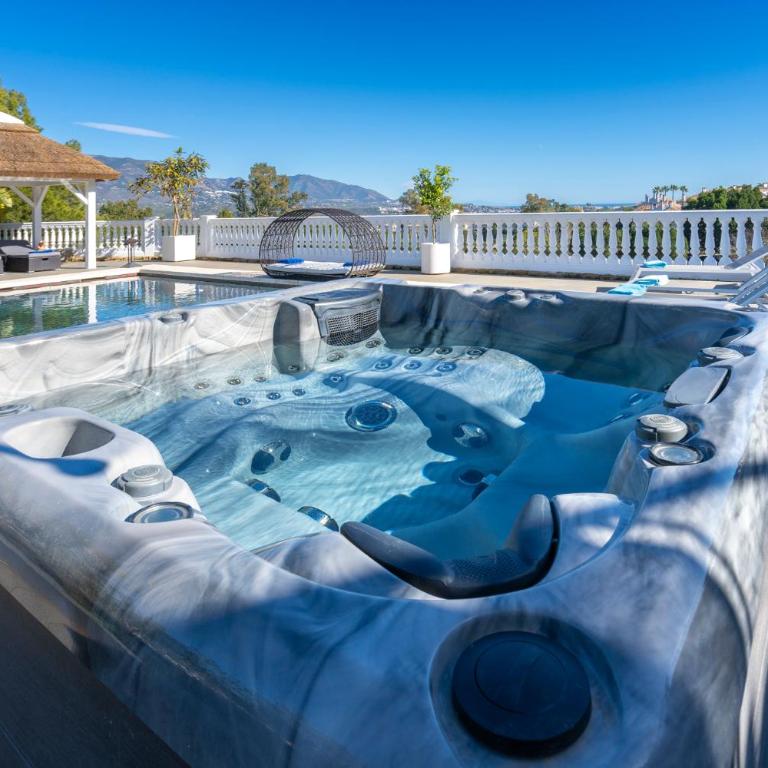 Villa Uno – Stunning 4 bedroom villa with pool - Villa - 7
