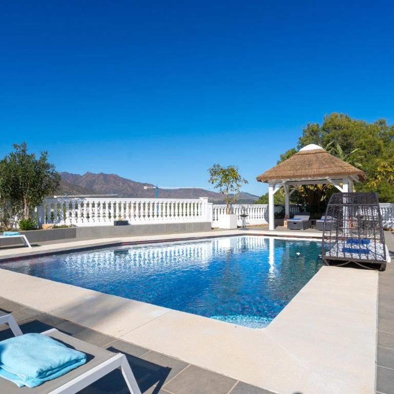 Villa Uno – Stunning 4 bedroom villa with pool - Villa - 6