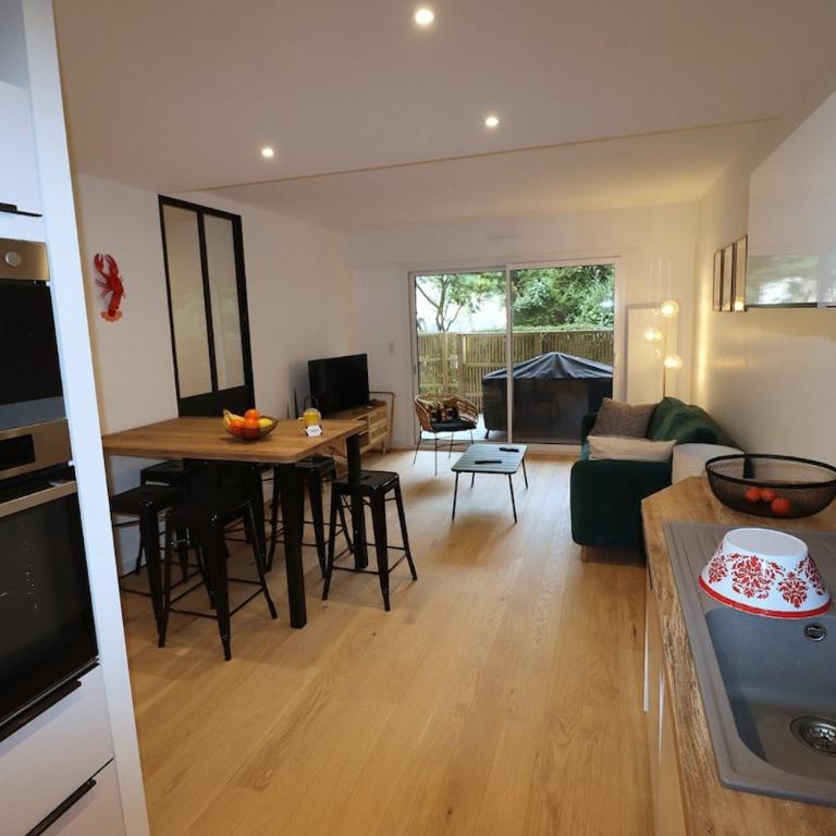Le Raspail By Tranquil at Home, Parking - Plage - Two-Bedroom Apartment - 3