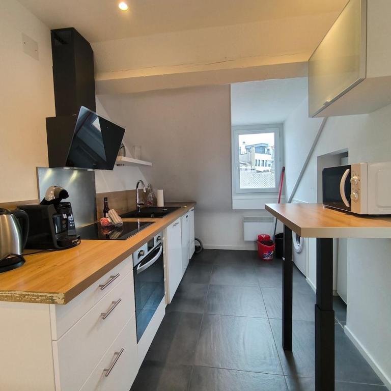 Coeur de ville-Appt 3 chambres-6 pers - Apartment mit 3 Schlafzimmern - 9