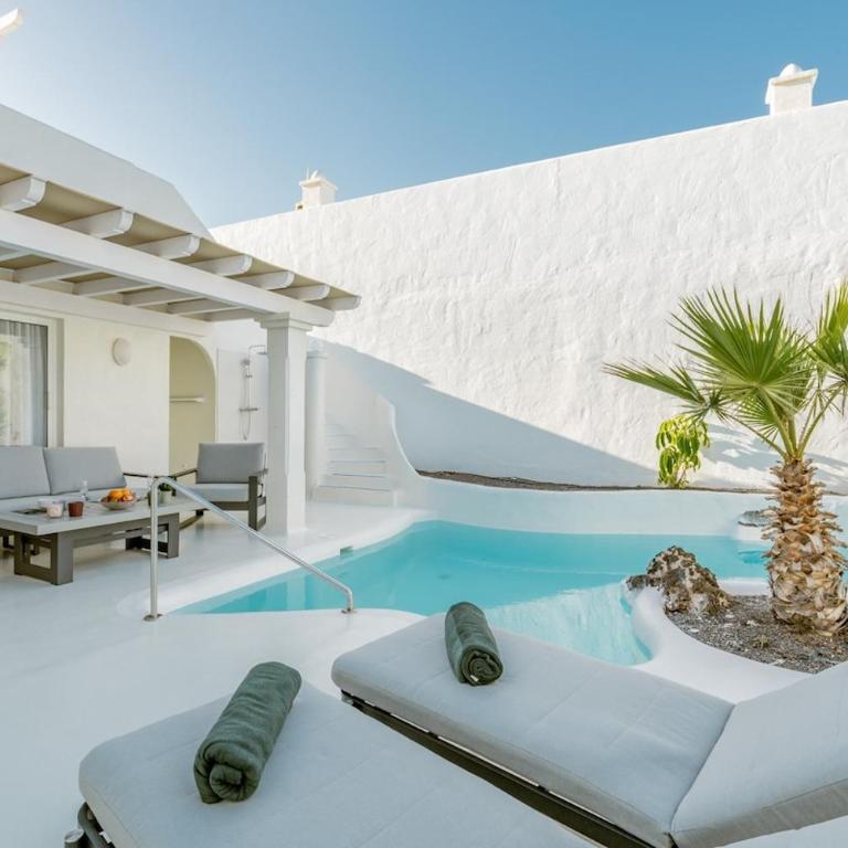 Exclusive Villa in Bahiazul with heated pool - Three-Bedroom Villa - 4