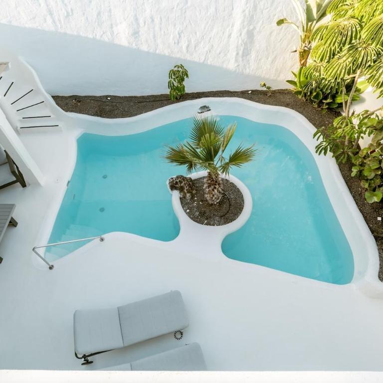 Exclusive Villa in Bahiazul with heated pool - Three-Bedroom Villa - 71