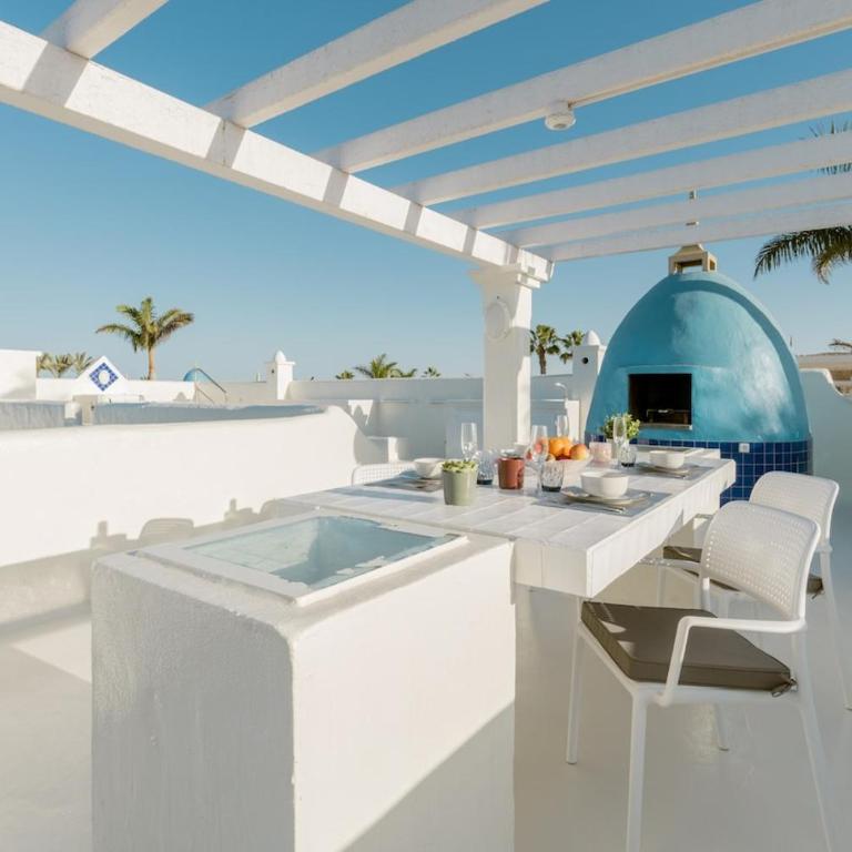 Exclusive Villa in Bahiazul with heated pool - Three-Bedroom Villa - 79