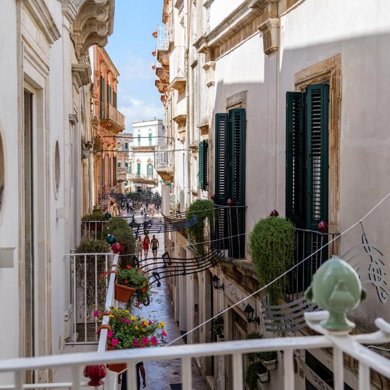 Buone Maniere Exclusive Rooms - Camera Queen con Vasca Idromassaggio - 9