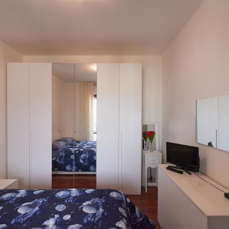 AM Stays 16 - Large Apartment steps from the Main Station - Appartamento con 2 Camere da Letto - 12