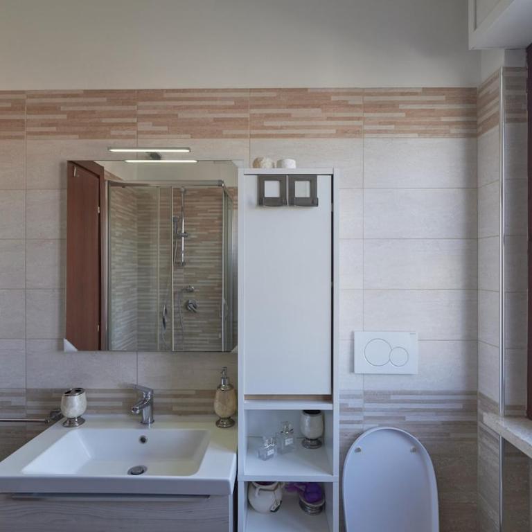 AM Stays 16 - Large Apartment steps from the Main Station - Appartamento con 2 Camere da Letto - 18