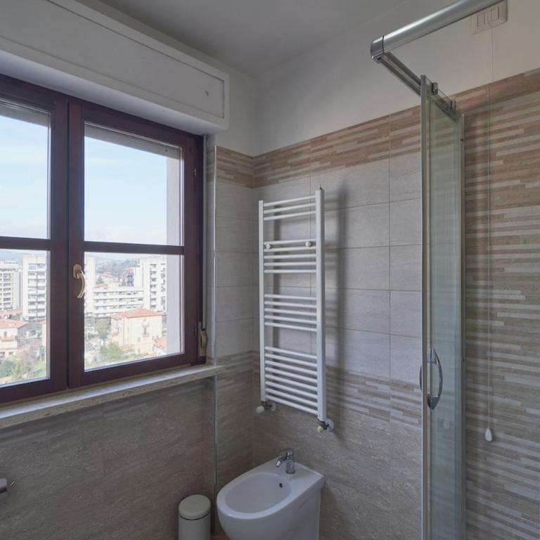 AM Stays 16 - Large Apartment steps from the Main Station - Appartamento con 2 Camere da Letto - 23
