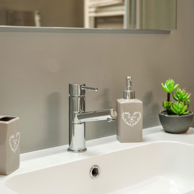 Essenza Moderna Centro & Comfort - Apartamento Estudio - 11