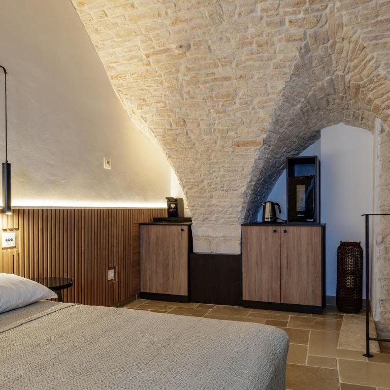 Buone Maniere Exclusive Rooms - Camera Queen con Vasca Idromassaggio - 11