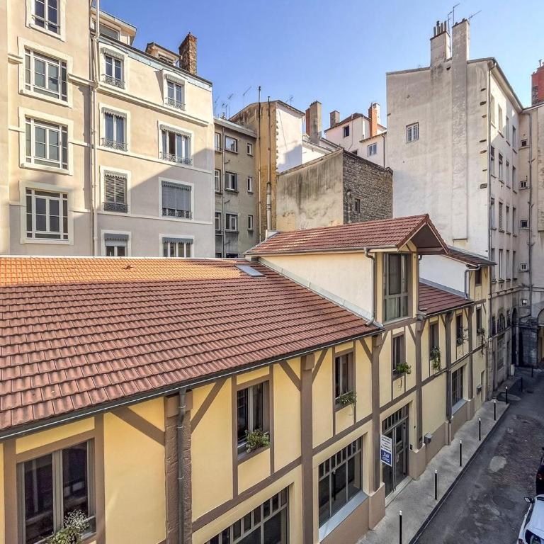All in Lyon | Chalet urbain chic climatisé Lyon 6 - Appartement - 24