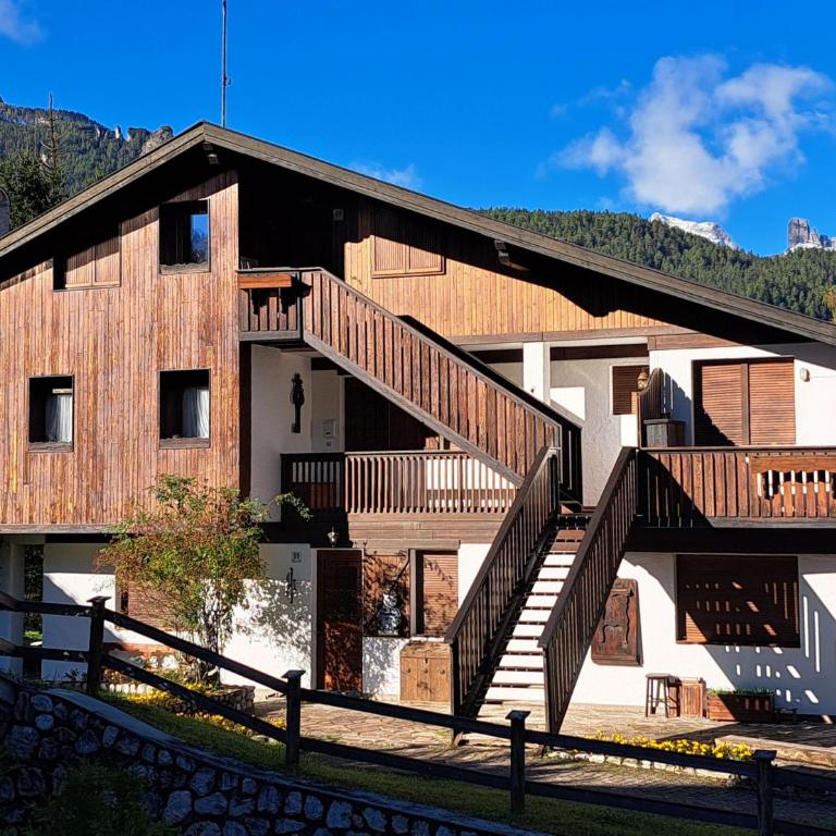 Appartamento Croda with Large Panoramic Terrace and Private Garage - Appartamento con 2 Camere da Letto - 3