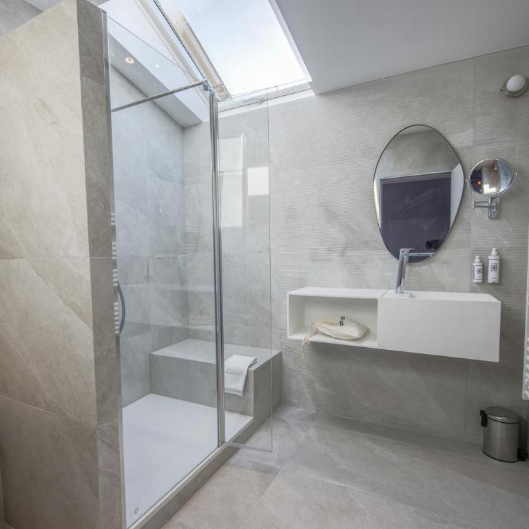 Villa Victor Hugo by Odomo - Superior Apartment - 3
