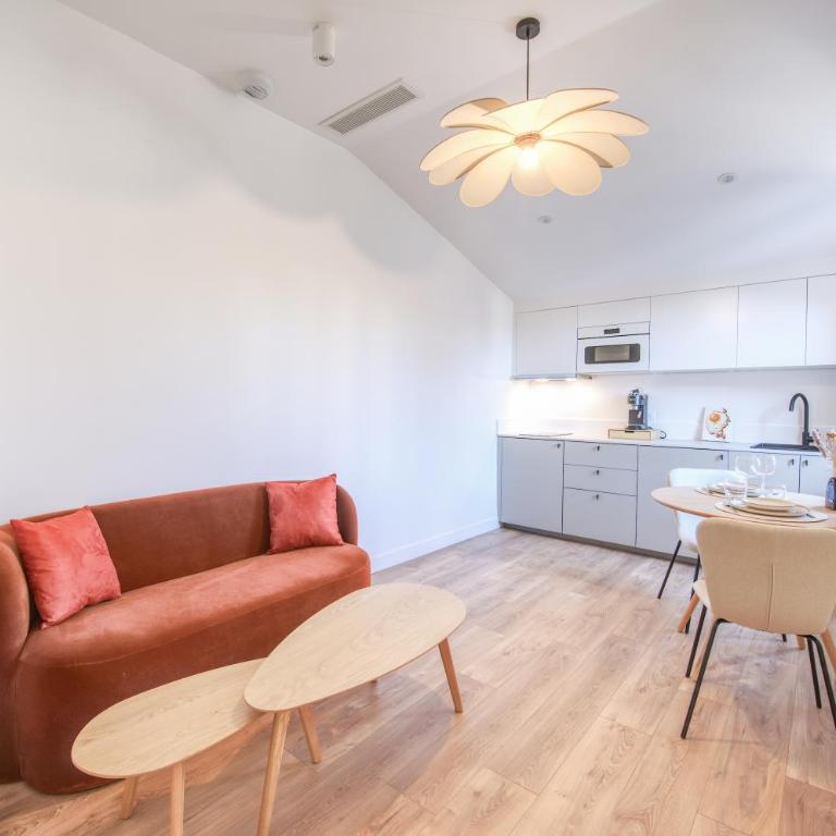 Villa Victor Hugo by Odomo - Superior Apartment - 2