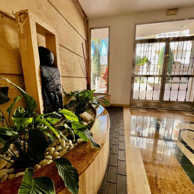 2 Bedroom Apartment in Puerto Marina - Apartamento de 2 dormitorios con balcón - 25