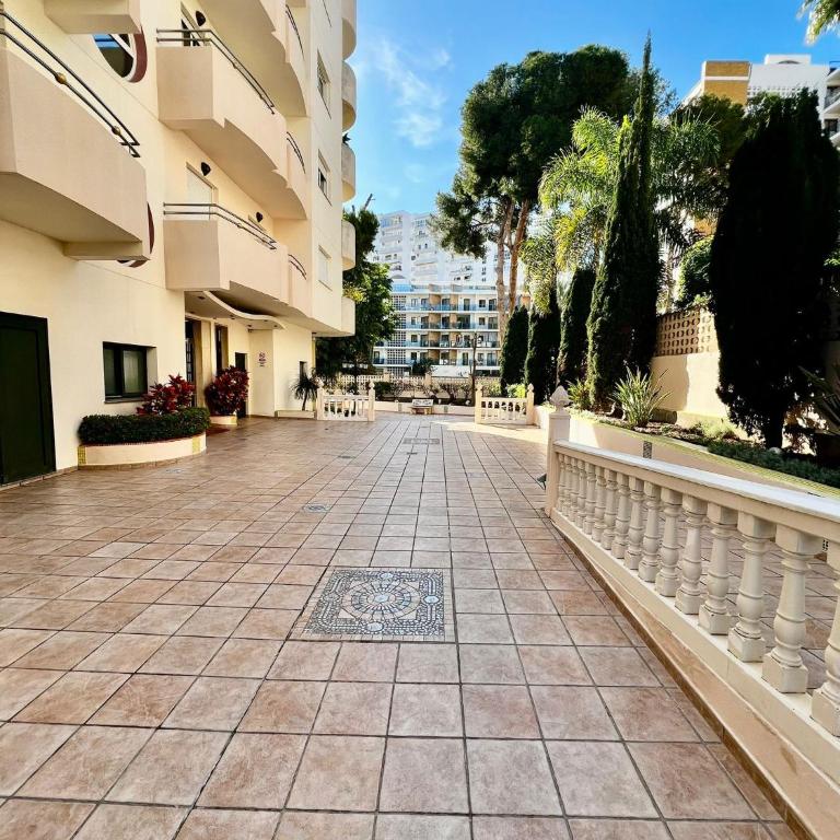 2 Bedroom Apartment in Puerto Marina - Apartamento de 2 dormitorios con balcón - 30