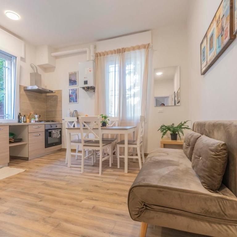 A soli 10 min da Sant'Orsola - Interno 4 con Design e Comfort - Appartamento con 1 Camera da Letto - 17