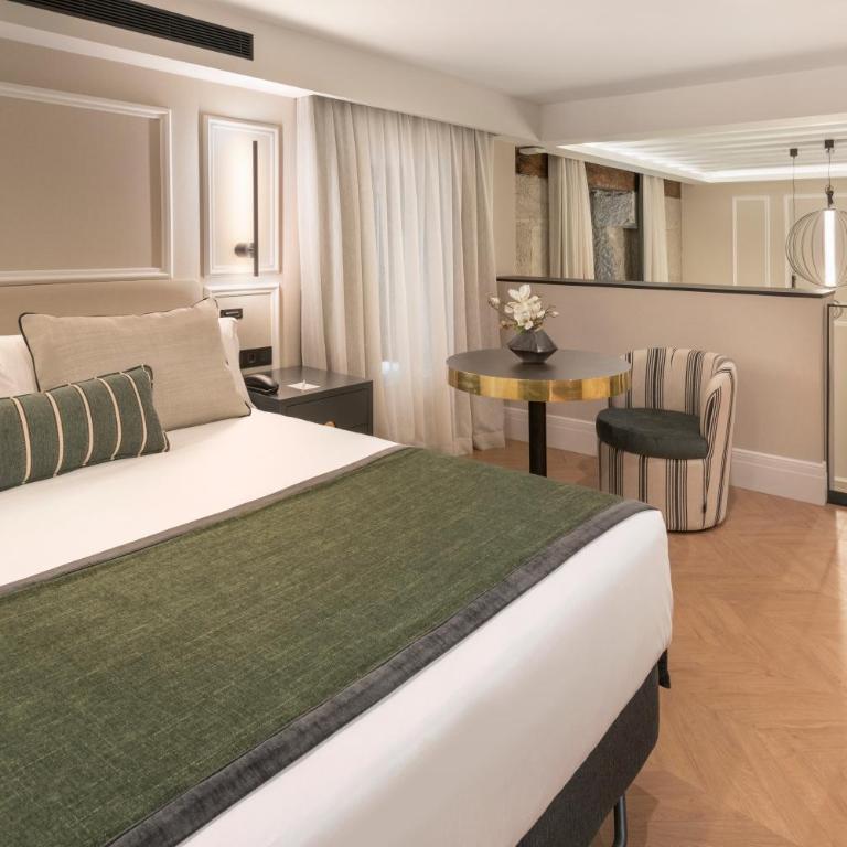 Catalonia Puerta del Sol - Habitación Dúplex - 8