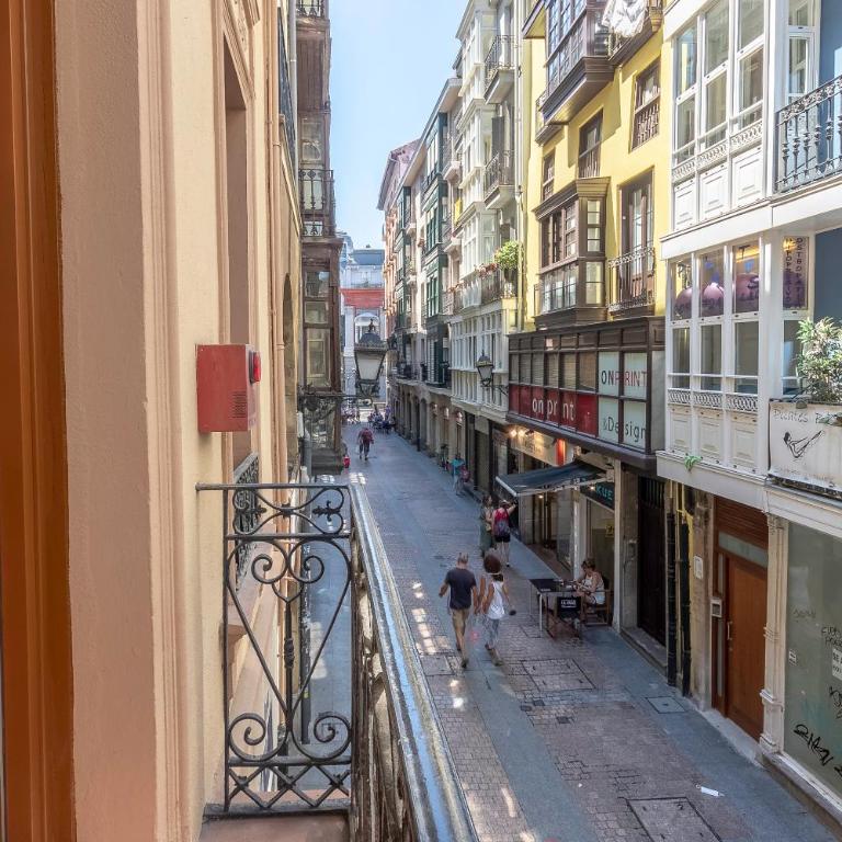 Corazón del Casco Viejo, las Siete Calles - Parking opcional - Apartamento de 3 dormitorios con balcón - 11