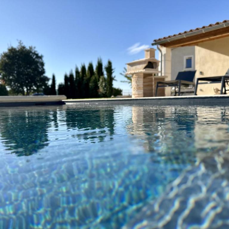 Mas de Baye - classé 5 étoiles meublé de tourisme - Villa avec Piscine Privée - 41