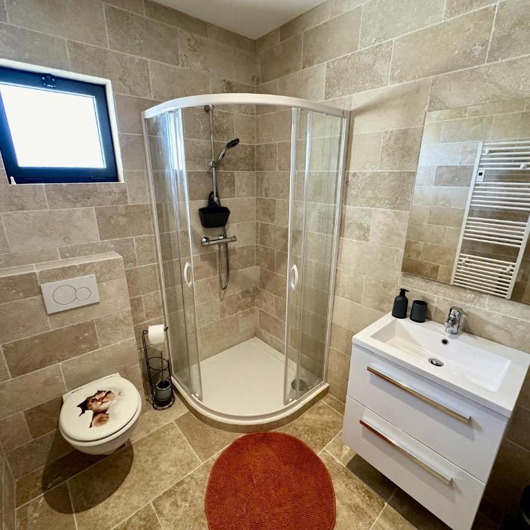 Mas de Baye - classé 5 étoiles meublé de tourisme - Villa avec Piscine Privée - 32