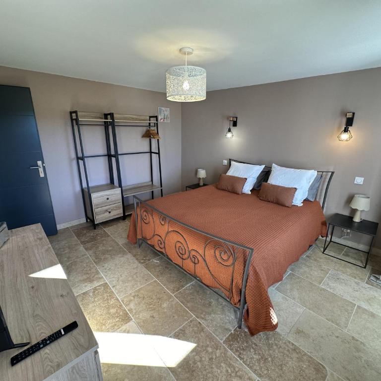 Mas de Baye - classé 5 étoiles meublé de tourisme - Villa avec Piscine Privée - 29