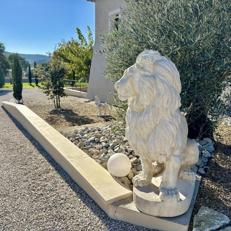Mas de Baye - classé 5 étoiles meublé de tourisme - Villa avec Piscine Privée - 46