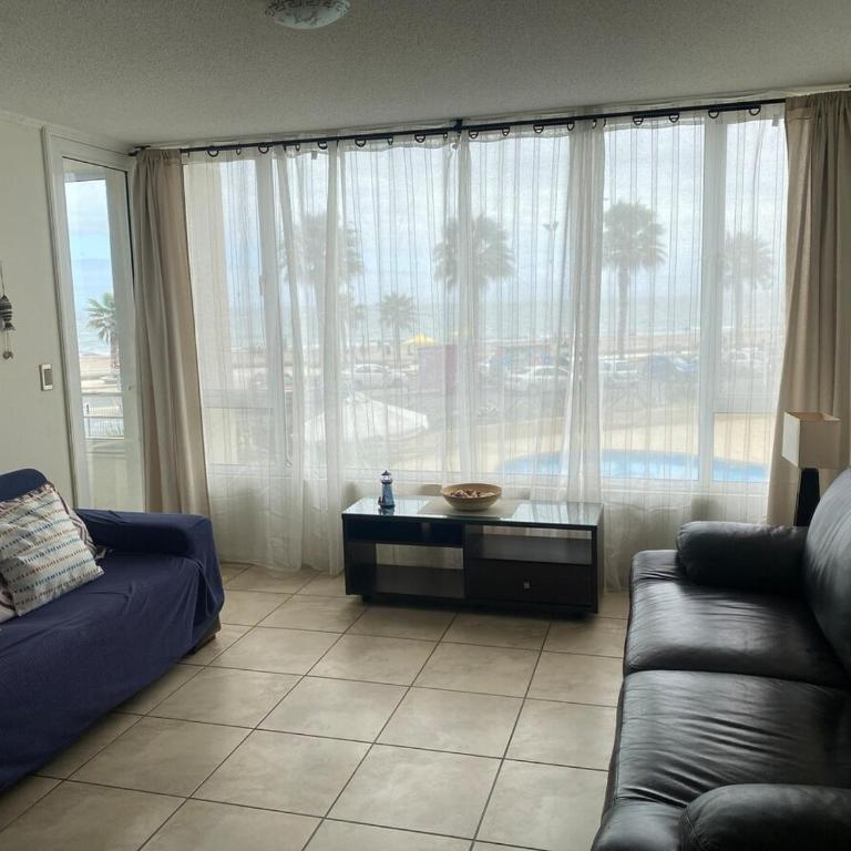 First line, ocean view - Two-Bedroom Apartment - 2